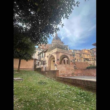 Nel Cuore Della Citta Siena Exterior photo