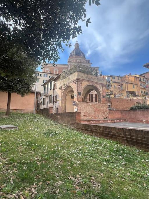 Nel Cuore Della Citta Siena Exterior photo